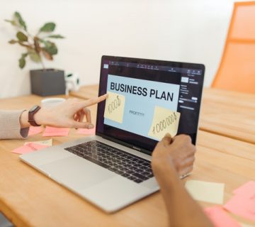 kAdvisory | doradztwo transakcyjne | wyceny spółek i due diligence